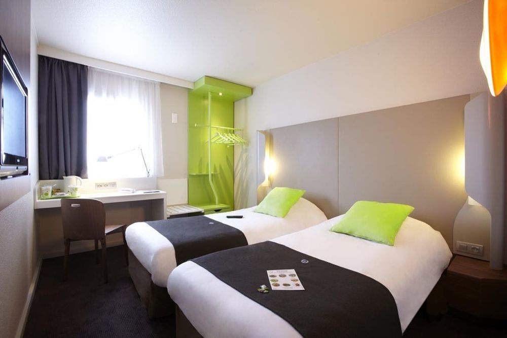 Campanile Hotel Beauvais Room photo
